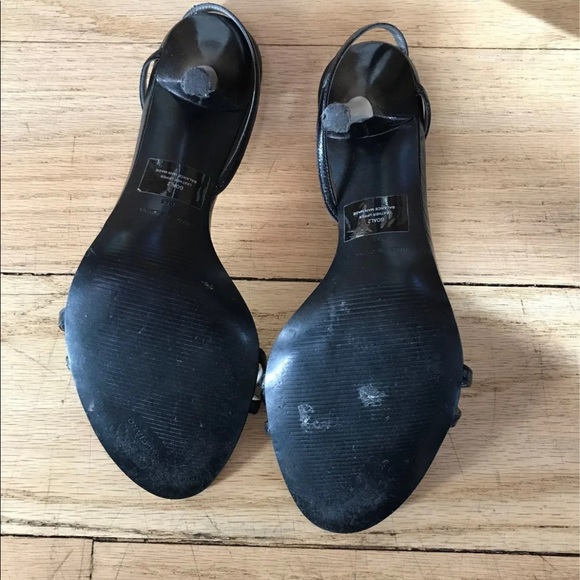 Size 8 heels - Picture 4 of 6